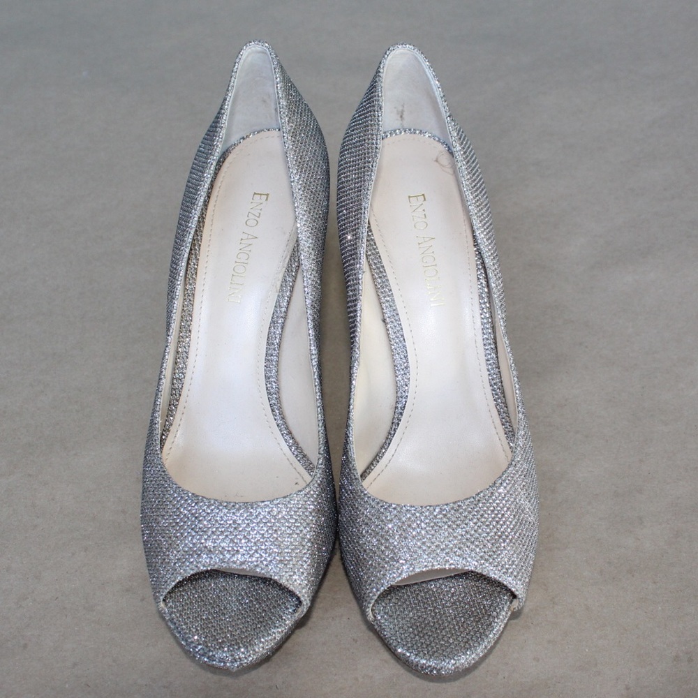 Enzo Angiolini Peep Toe Gold Metallic Heels sz 7.5